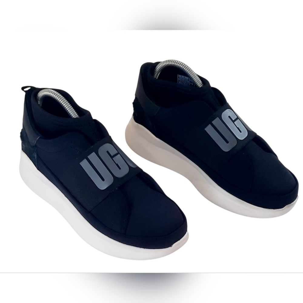 UGG Women's Lightweight Neutra Neoprene Sneakers  Black with White. Womens Sz.7